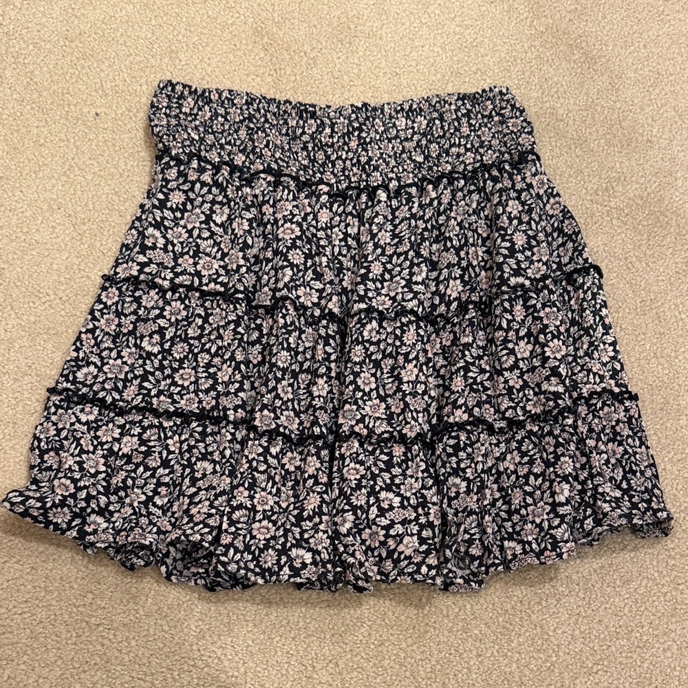 American Eagle Outfitters Black Floral Mini Skirt